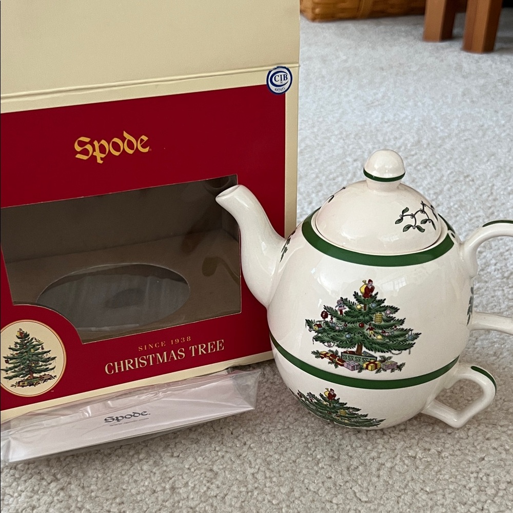Spode Festive Tea for One Christmas Tree Teapot & Mug Set